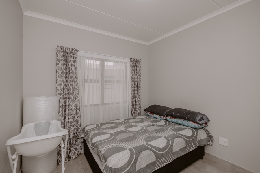 2 Bedroom Property for Sale in De La Haye Western Cape